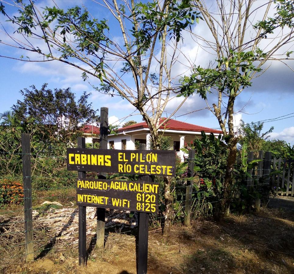 Cabinas El Pilon Rio Celeste Exterior foto